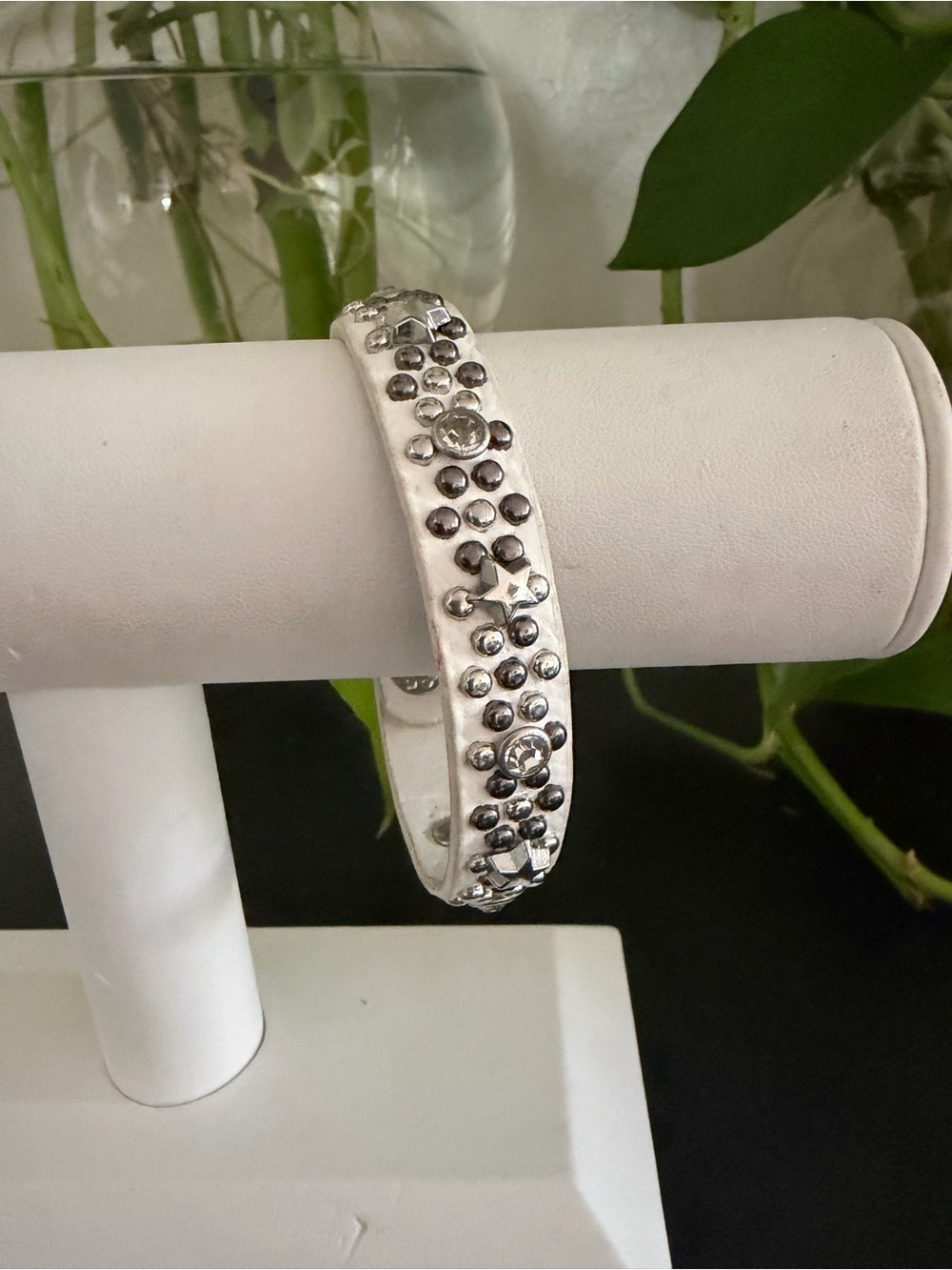 Vintage White Leather & Silver Star & Rhinestone Studs Bracelet